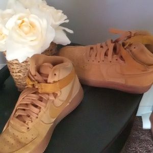 Boys Gold Nike Shoes